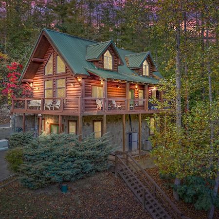 Relaxation Retreat - Pickleball Cabin - Wi-Fi, Fire Pit With Bar, Ev, Game Room, Hot Tub, Pool Access - Mins To Pf Sevierville Exteriör bild