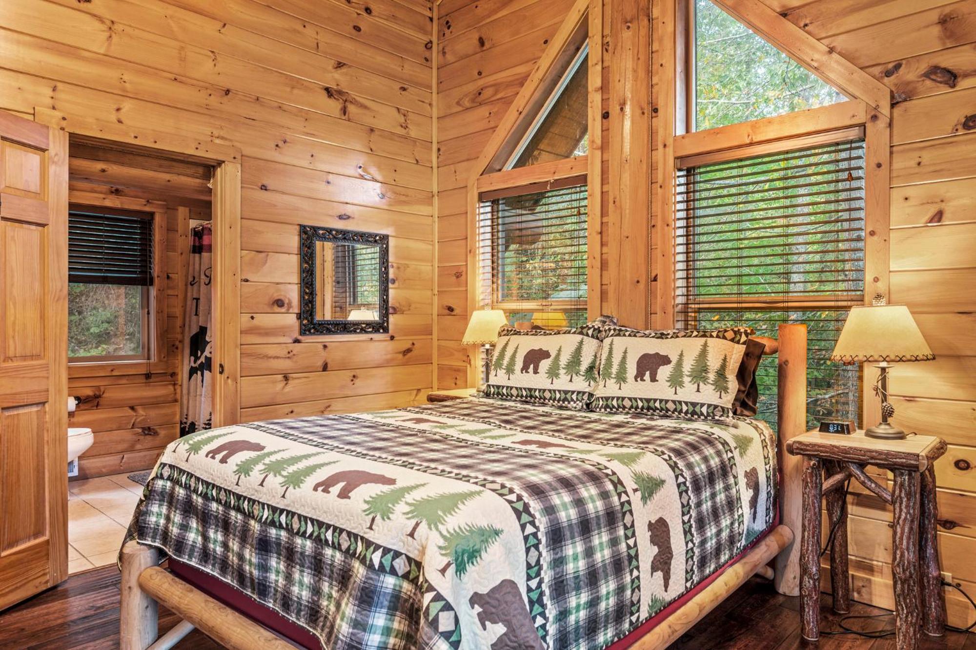 Relaxation Retreat - Pickleball Cabin - Wi-Fi, Fire Pit With Bar, Ev, Game Room, Hot Tub, Pool Access - Mins To Pf Sevierville Exteriör bild