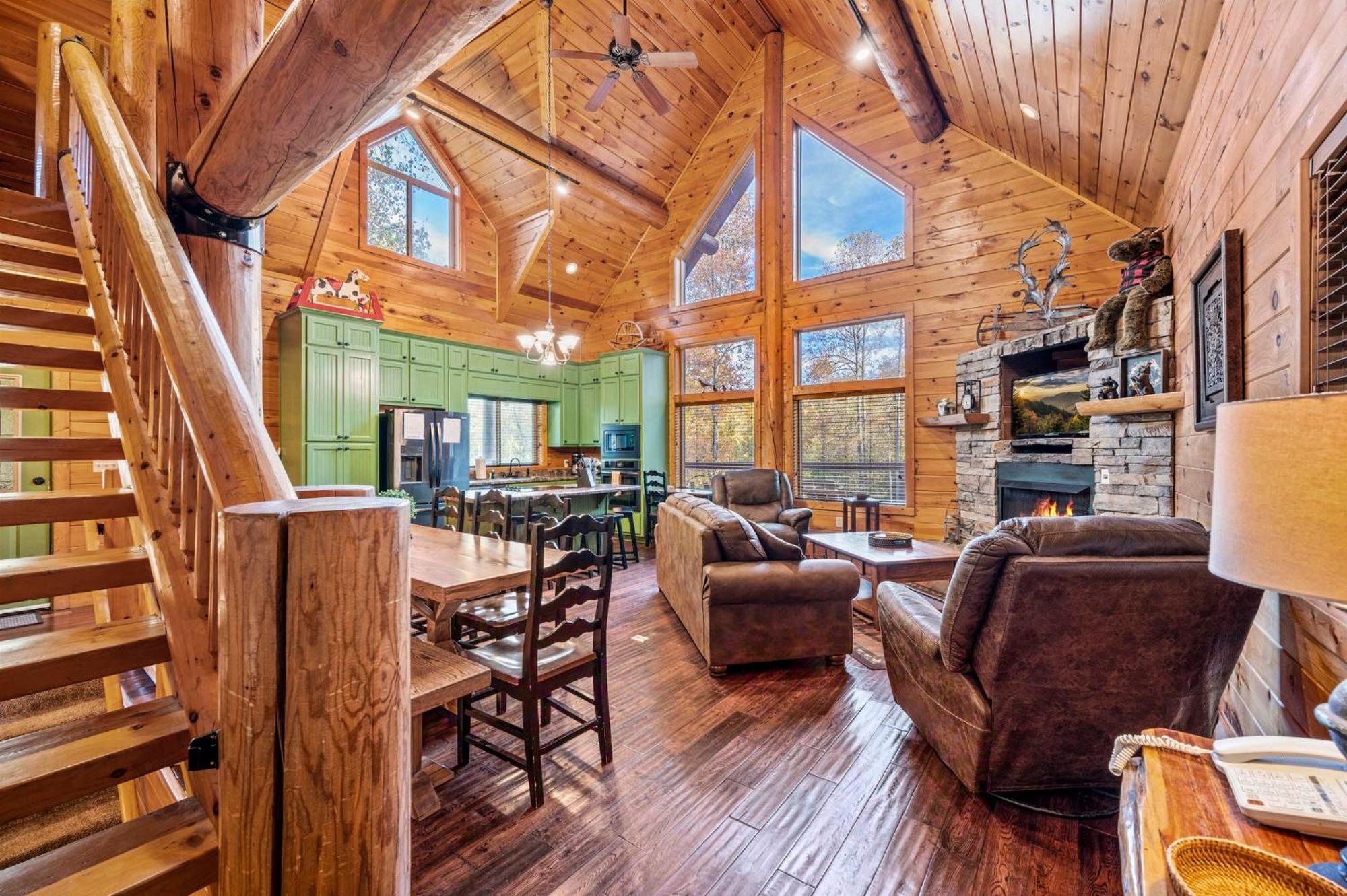 Relaxation Retreat - Pickleball Cabin - Wi-Fi, Fire Pit With Bar, Ev, Game Room, Hot Tub, Pool Access - Mins To Pf Sevierville Exteriör bild