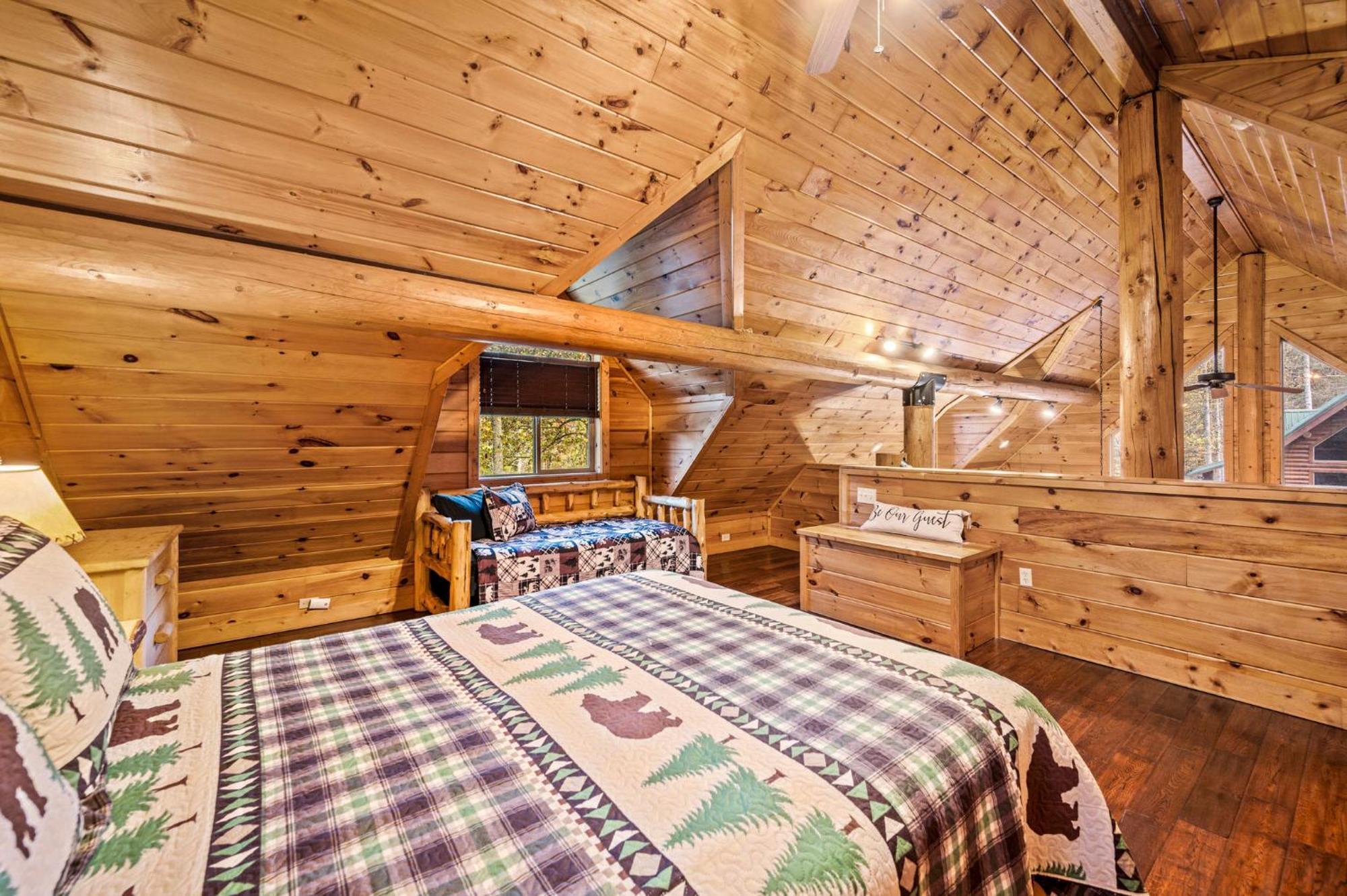 Relaxation Retreat - Pickleball Cabin - Wi-Fi, Fire Pit With Bar, Ev, Game Room, Hot Tub, Pool Access - Mins To Pf Sevierville Exteriör bild